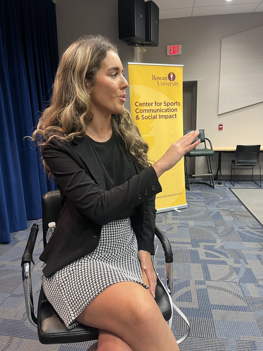 RowanSportsCAM's tweet photo. Sports CaM alumni, @kayla_santiago1, took the floor tonight at 🍕Pizza with the Pros🍕! Kayla shared her incredible journey from her time at Rowan to now, and left our students with this, “the only way you get better is if people pick a part your work.” https://t.co/HIchdpzI6H