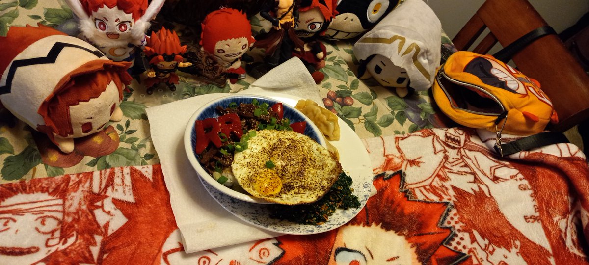 morteaforutoo's tweet photo. Happy birthday Kiri! Since we seem to be close to the end of the series I went hard this year and tried my hand at gyudon! Let's hope for a prohero arc so we can see Red Riot on the scene 
⚙️🤜🤛💕
#切島鋭児郎誕生祭2023
#切島鋭児郎生誕祭2023 https://t.co/uhwdYwCx76