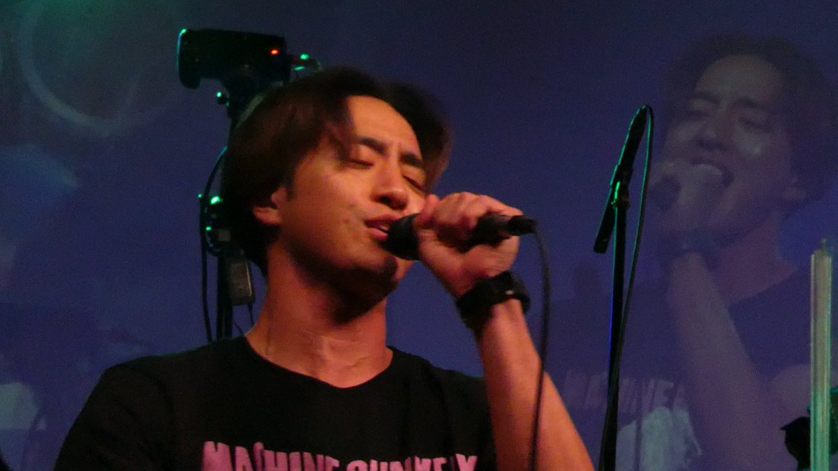 EtiaCSXZDkkpdbs's tweet photo. 10/16
Satoshi Nakatsukaさんの仰け反りを
見れたー!噂のやつ!今年良い事ありますよ☺と嬉しそうだった
IMO*Tさん
私も久々に見れて嬉しかったー😃
Diversity with Drums
#DwithD https://t.co/3yS2YllhaY
