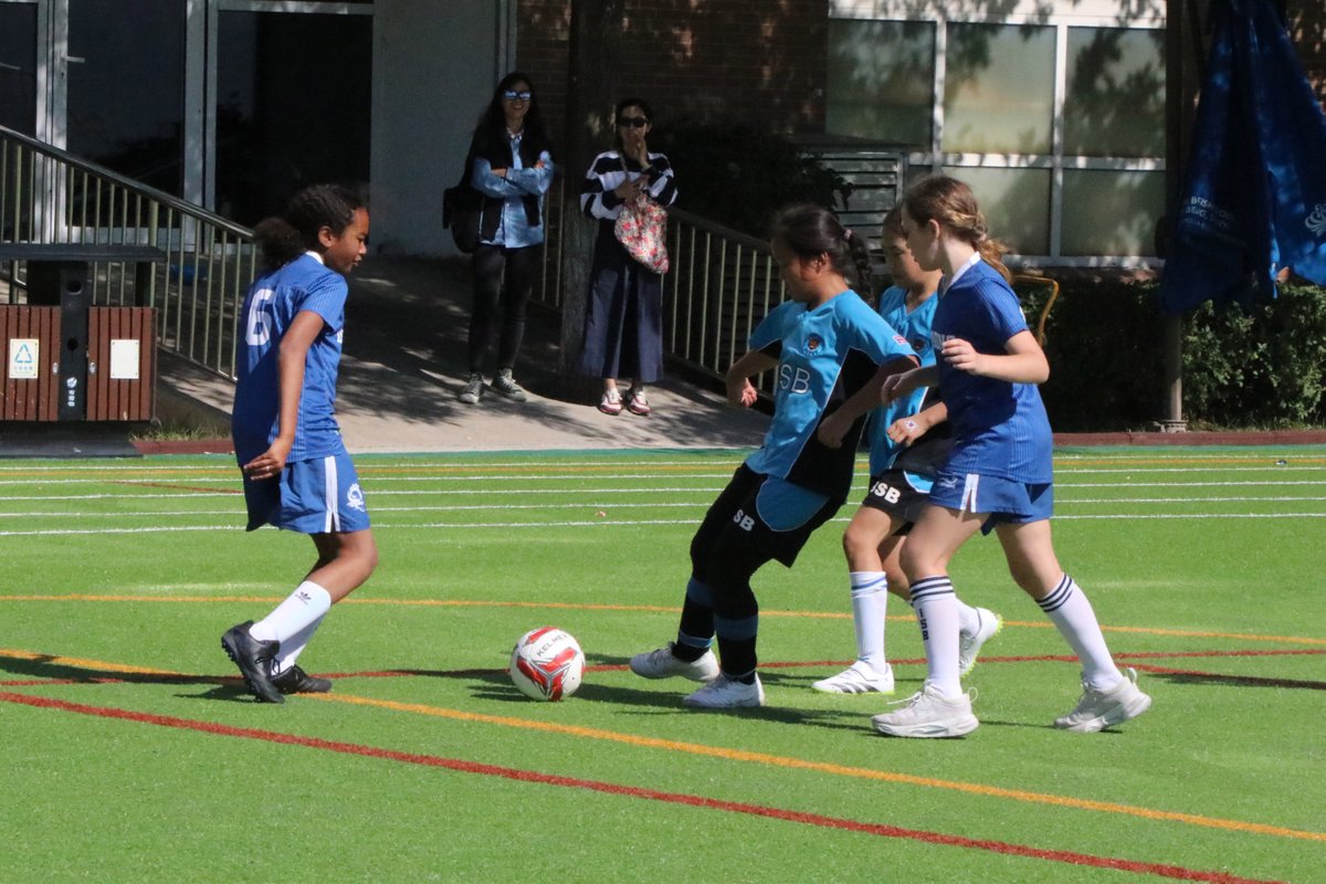 BSB_Shunyi's tweet image. U12 Girls' Friendly Football Quad Tournament was held on Oct 14. 40 girls from 4 teams (2 BSB team, ISB and WAB) participated showing excellent sportsmanship and good teamwork. Congratulations to the BSB Girls who won the match!
#BSBShunyi #NordAngliaEducation #NAEBeAmbitious