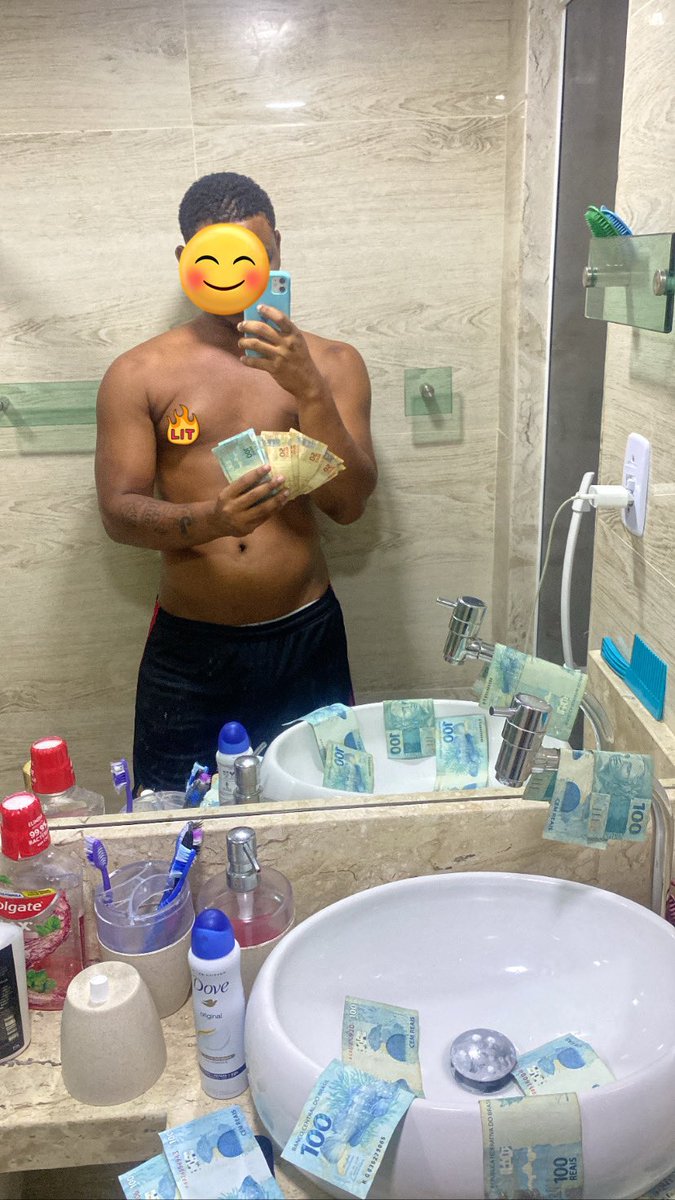 O dinheiro não me faz nós que faz o dinheiro✌🏾🤑🤑