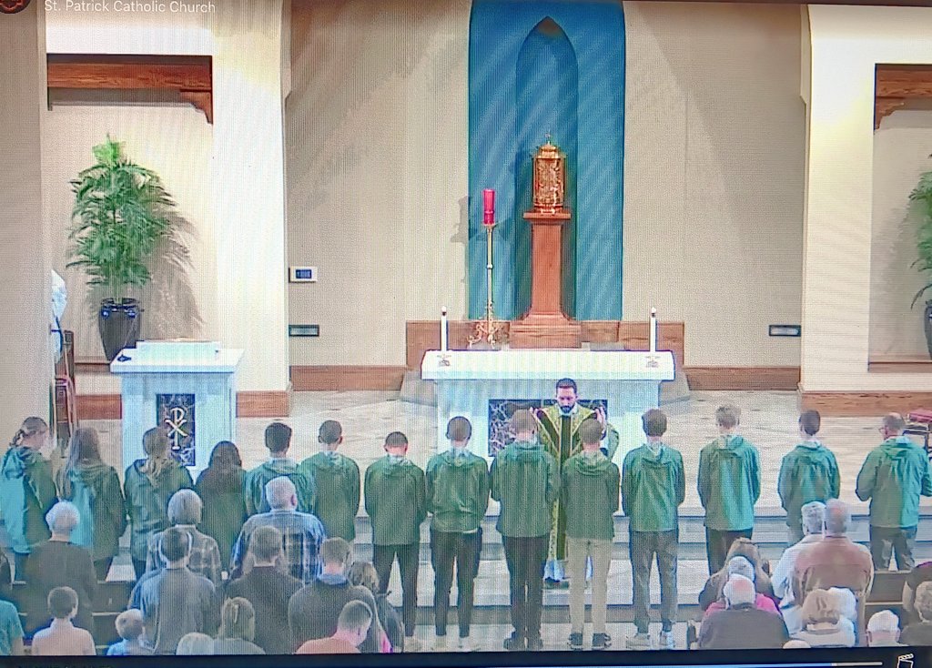 RussSindelar's tweet photo. A blessing from Fr. Max Carson and St. Patrick congregation to the St. Albert Crosscountry team! It is such a great feeling to know that God is running with us! https://t.co/SbzqrjtXcW