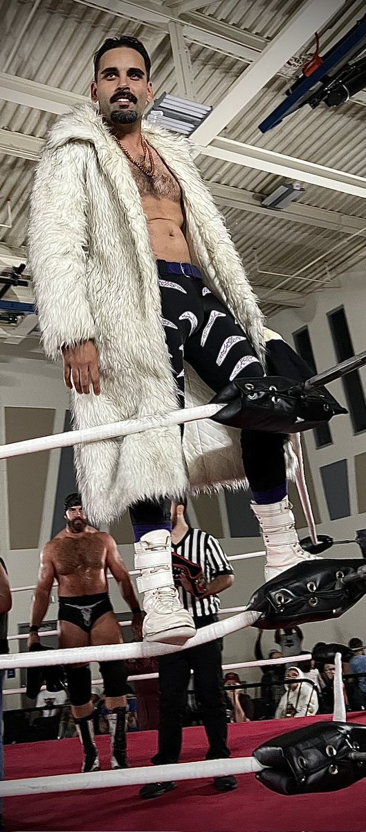 Can Nathan overcome the unexpected bait &amp; switch from RJ as he’s met with the grueling challenge of Moonshine Mantell?!

FULL MATCH⬇️
youtu.be/spTBh4zfrfQ?si…

#MLW #WWE #AEW #NJPW #AAA #CMLL #NXT #ImpactWrestling #ROH #RingOfHonor #GCW #PWG #NWA #WWERAW #WWESMACKDOWN