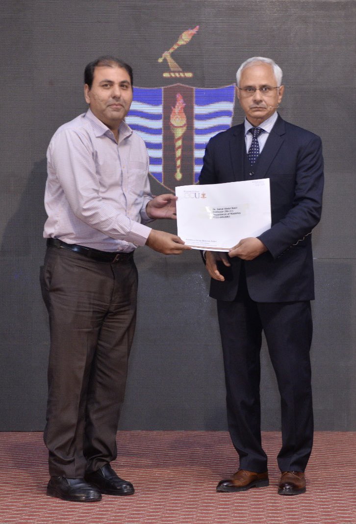 zaidia's tweet photo. Many congratulations also to four more professors @gcuniversitylhr who received their appointment letters yesterday. 

- Dr Farooq Haider, who is promoted to be Professor of Arabic and Islamic Studies;

- Dr Jamal Nasir, who is promoted to be Professor of Statistics;

- Dr Safdar Ali Mirza, who is promoted to be Professor of Botany; and 

- Dr Raja Shahid Ashraf, who is promoted to be Professor of Chemistry. 

Congratulations all round.