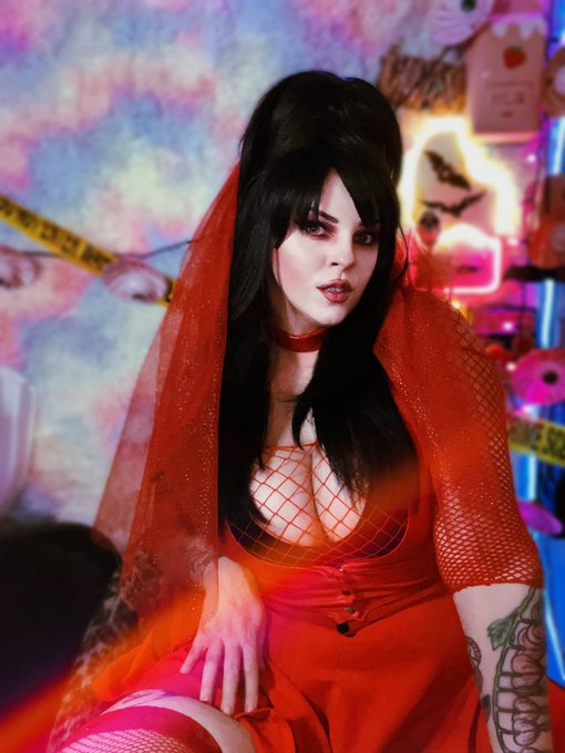 🎃🕸GeishaMonroe🕸🎃 - I worked really hard on this. Some might say too hard. https://t.co/MwT89UsImx