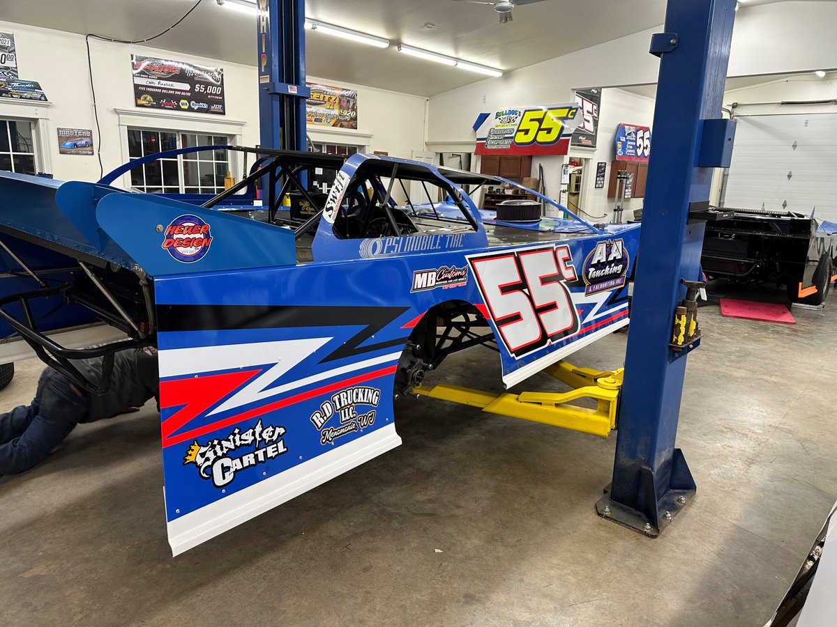 Heuer Design Co tweet media