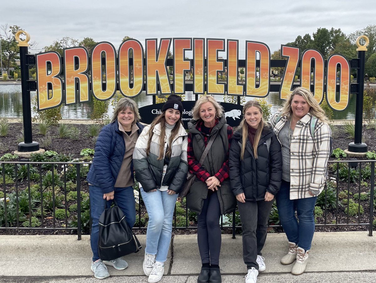 We had the BEST time at the Zoo today learning about animal habitats and adaptations. We can’t wait to build our own habitats! 🤗🦍🌳 #iginspires #RTSD26LifeReady