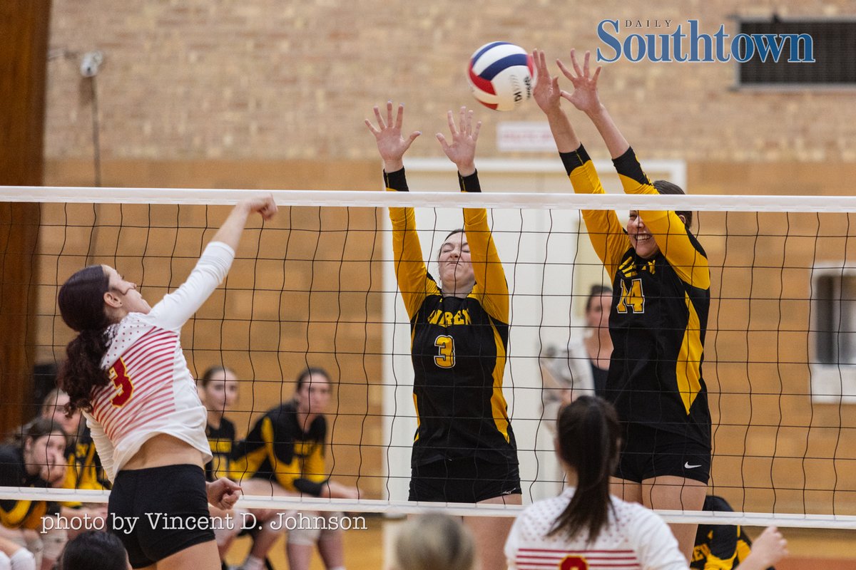 Vincent Johnson (@vincentdjohnson) on Twitter photo The battle of #TinleyPark in #Volleyball goes to #AndrewHS. So who will <a href="/TBaranek/">Tony Baranek</a> be writing about in the <a href="/DailySouthtown/">Daily Southtown</a> <a href="/SouthtownSports/">SouthtownSports</a>? Follow and find out!
<a href="/tboltsvb/">Andrew Girls Volleyball</a> <a href="/vjabolts/">Andrew Athletics</a> The battle of #TinleyPark in #Volleyball goes to #AndrewHS. So who will <a href="/TBaranek/">Tony Baranek</a> be writing about in the <a href="/DailySouthtown/">Daily Southtown</a> <a href="/SouthtownSports/">SouthtownSports</a>? Follow and find out!
<a href="/tboltsvb/">Andrew Girls Volleyball</a> <a href="/vjabolts/">Andrew Athletics</a>