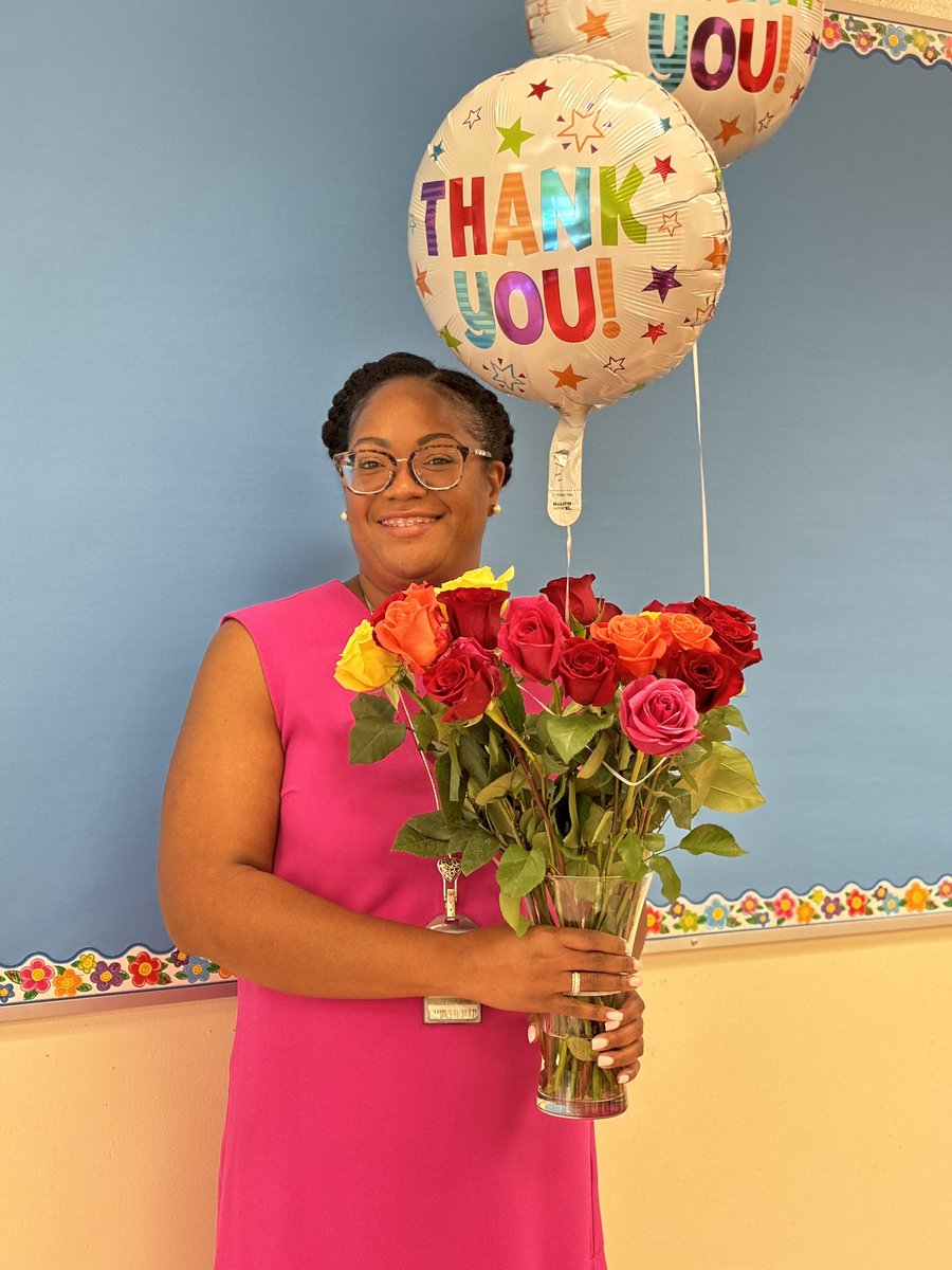 Marie Rumble (@rumble_marie) on Twitter photo Received a beautiful surprise from my team today for #NationalBossesDay. I’m blessed to work with amazing women. <a href="/RPE_AP/">Shayla Dekle</a> <a href="/SPinder0111/">Sanchetta Pinder</a> @TeachN11683 @BcpsCentral_ Received a beautiful surprise from my team today for #NationalBossesDay. I’m blessed to work with amazing women. <a href="/RPE_AP/">Shayla Dekle</a> <a href="/SPinder0111/">Sanchetta Pinder</a> @TeachN11683 @BcpsCentral_