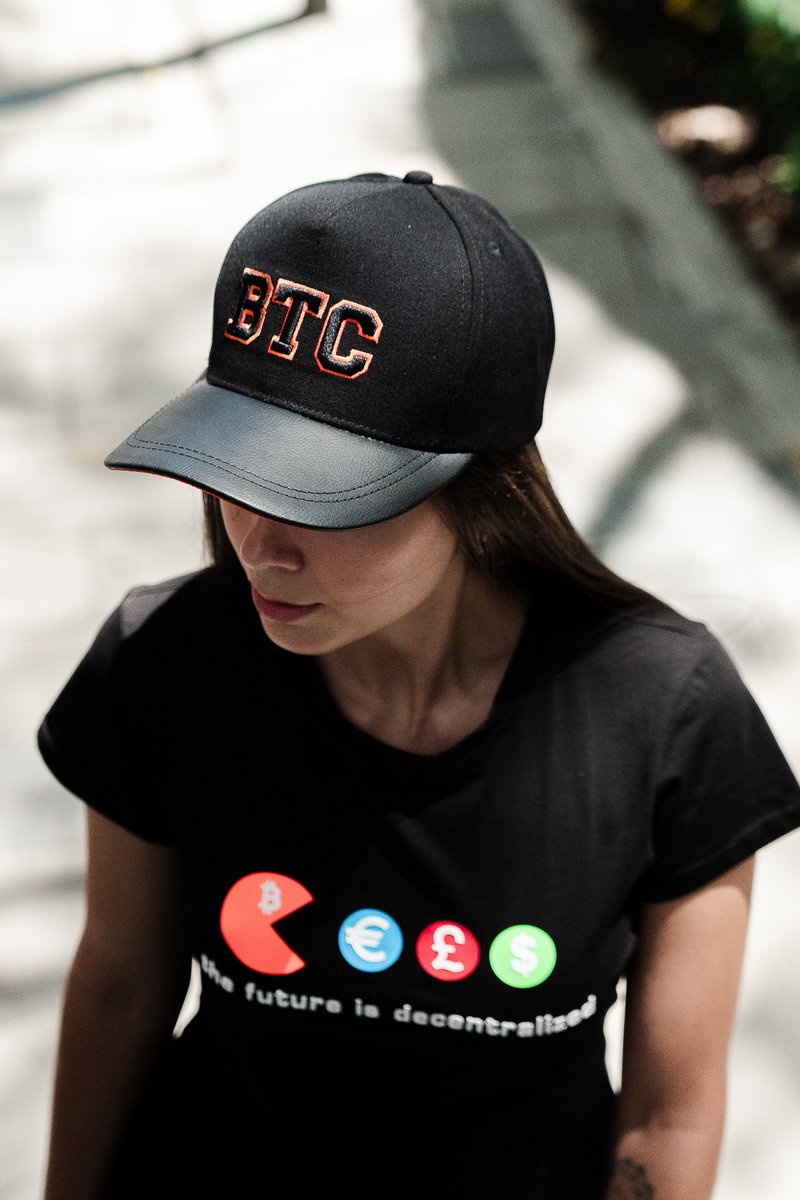 bitllon's tweet photo. Step into the world of caps with our latest collection. Explore your style today! 😎🧢

#gorras #bitcoin #crypto #criptomoedas #ropacrypto #modacripto https://t.co/lJkY8zbk2S