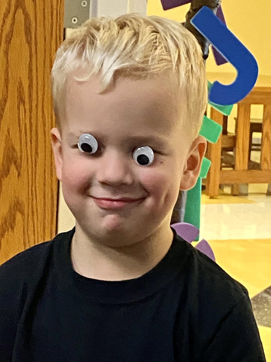 Focused while building his tower and practicing small muscle movements, yet finding time for some googly eyed FUN! 🧱🤪

It's a Great Day to be a Hornet!
#parentsasteachers #fecchornets #FultonProud
