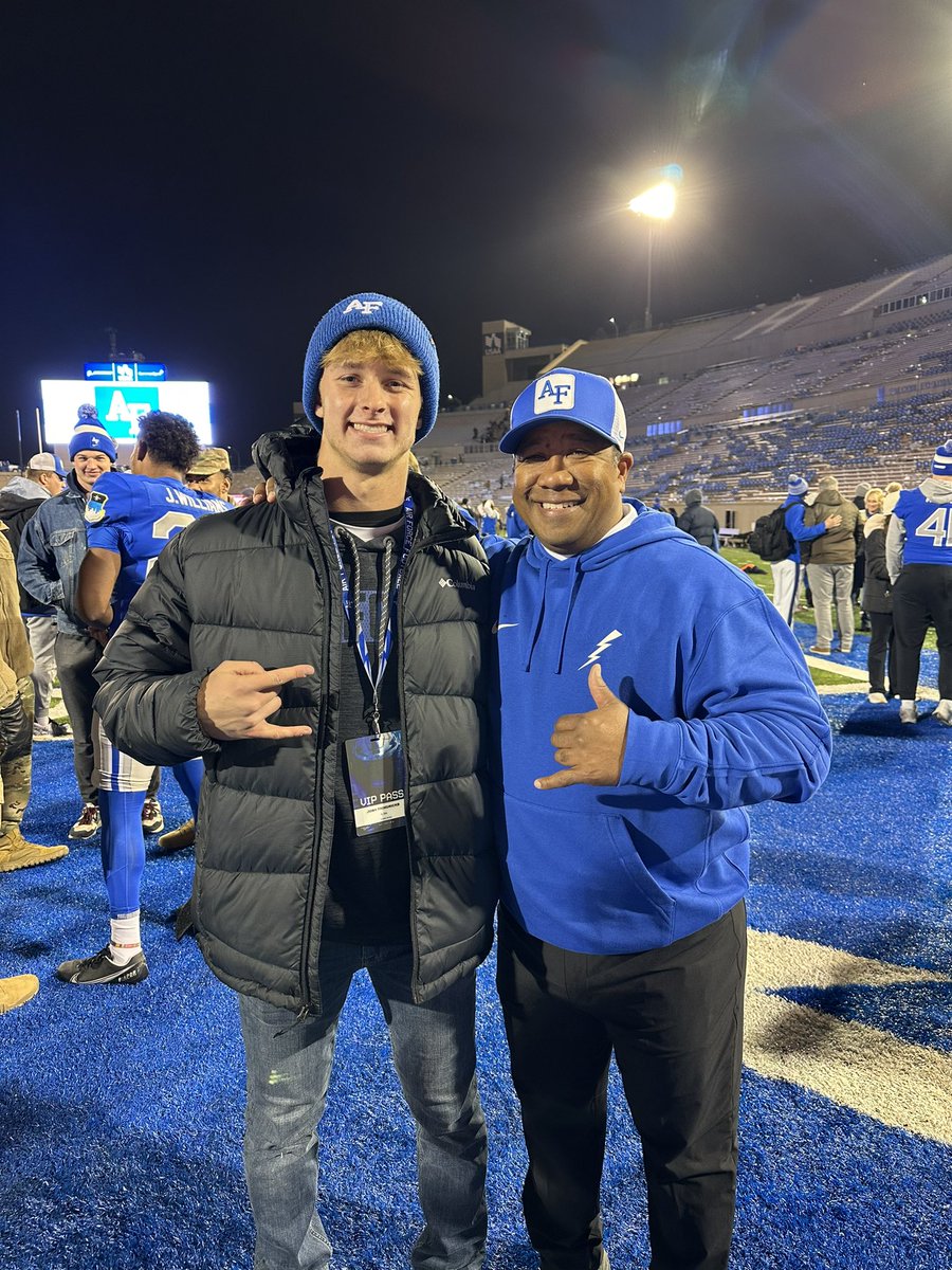 Josh Hendricks tweet media