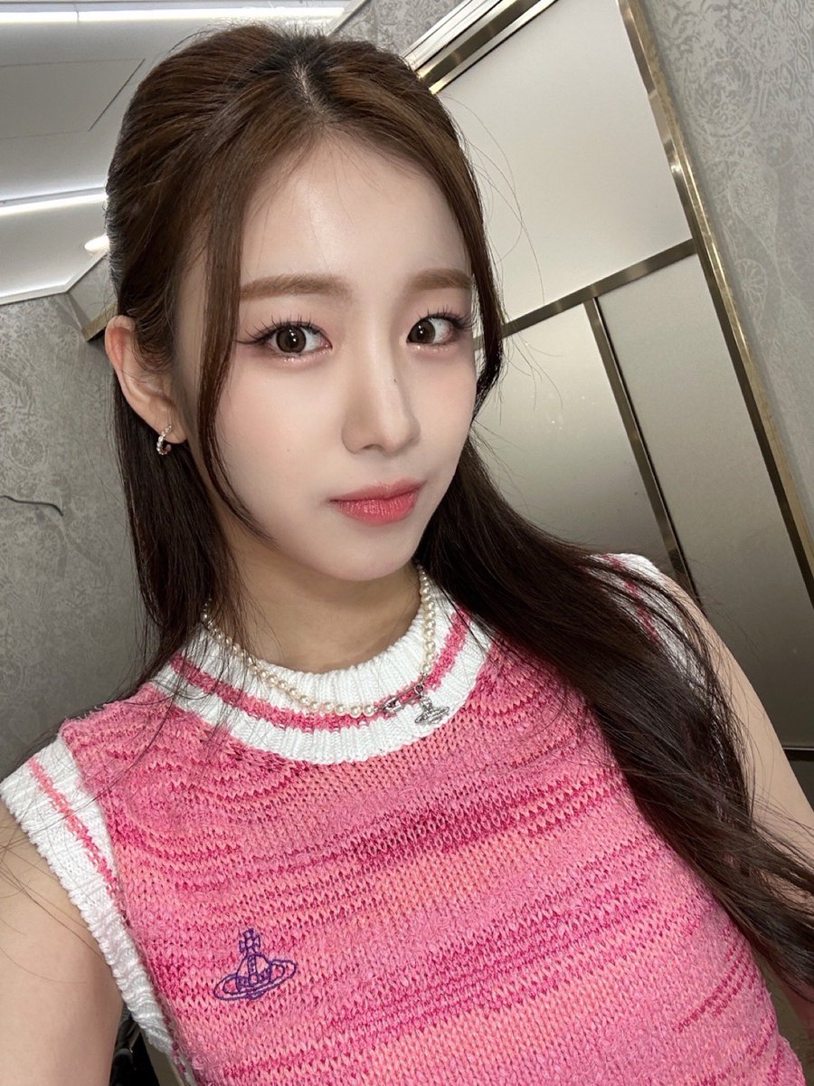 [#우연]
반묶음 오랜만✨🎀

#wooah #우아 #WOOYEON