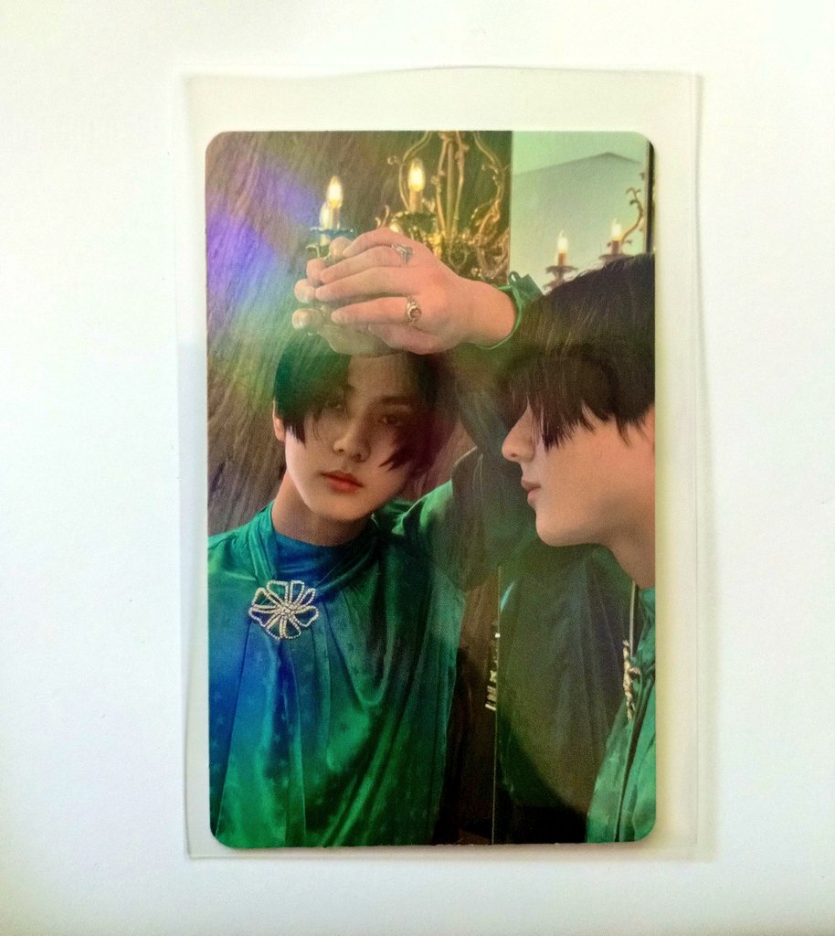 gyueolmae's tweet photo. WTS LFB PH

enhypen heeseung ggu ggu package set - 200
jungwon dd scylla holo pc - 120

-if getting set 300 only + sf
-free jw postcard &amp; ot5 unoff pc https://t.co/gFW93lPOy9