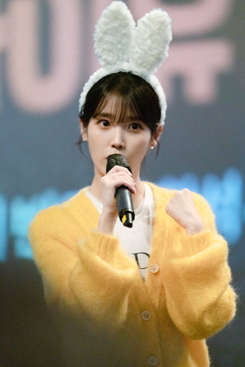 sunbean_iu's tweet photo. 231013 아이유 골든아워 무대인사 용산 by Sunbean (2)

#IU #dlwlrma #아이유 #이지금 #골든아워 #무대인사 #무인 https://t.co/9EDcZYvbDM