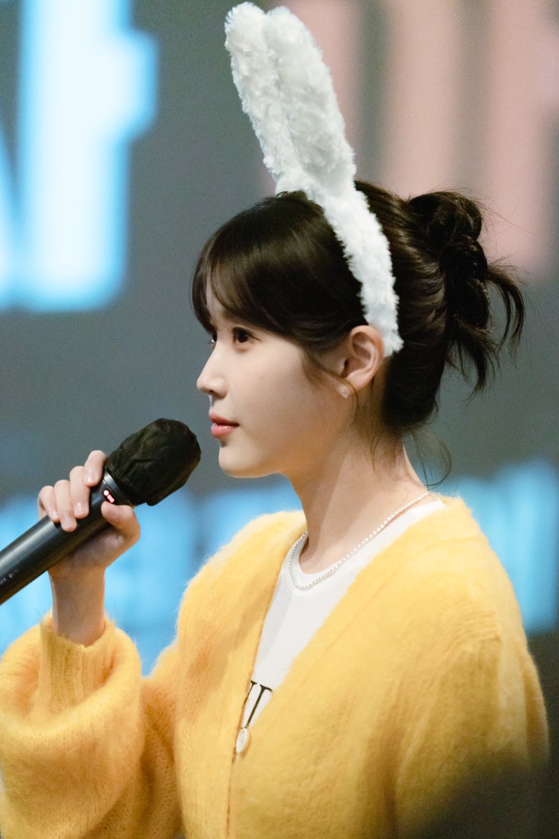sunbean_iu's tweet photo. 231013 아이유 골든아워 무대인사 용산 by Sunbean (2)

#IU #dlwlrma #아이유 #이지금 #골든아워 #무대인사 #무인 https://t.co/9EDcZYvbDM