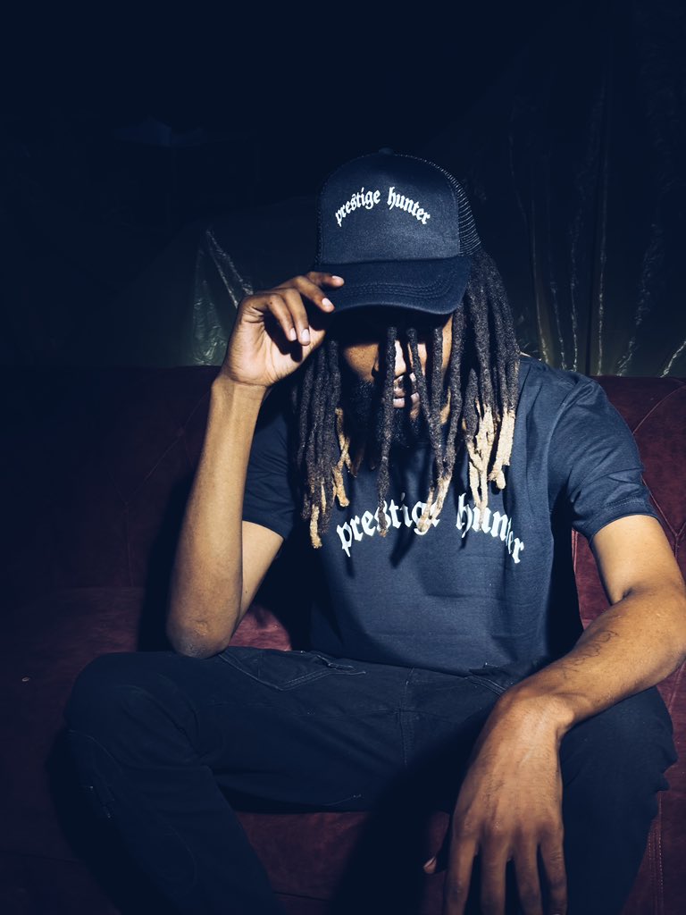 officialJayRox's tweet photo. Retweet this and stand a chance to win a ticket to the #AugustTurnAlbumLaunchExperience

#NewMusic 🚀🚀🚀🚀

Icibanda by Jay Rox, @umusepelachile  &amp; Ace Trap - https://t.co/51p7PpNAgk https://t.co/pobY5WOzOf