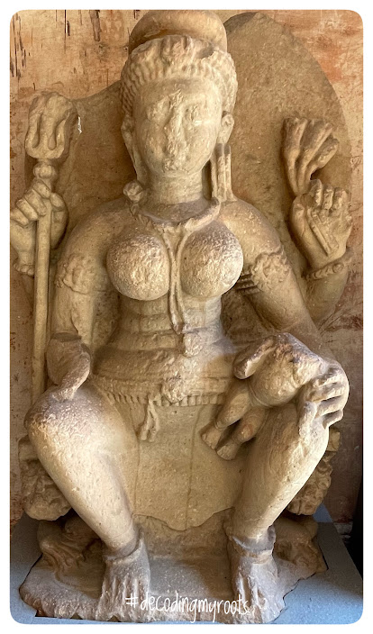 MonaADhar's tweet photo. Devis in Jainism

#Devitemples

1. Devi Ambika - Mother Goddess

https://t.co/4hFwIR9gZ3