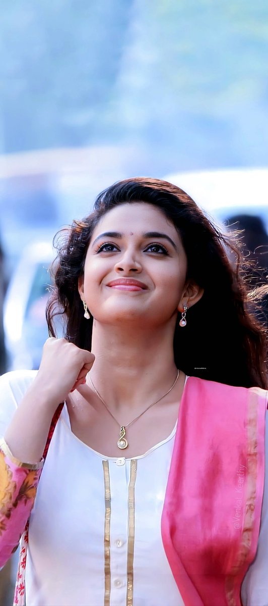 SivaHarsha_23's tweet photo. Happy Birthday Cutestt Keerthy Suresh ✨💙

Wishing you @KeerthyOfficial great health &amp; many more blockbusters ahead.

#KeerthySuresh #HBDKeerthySuresh https://t.co/WvjukYX9cu