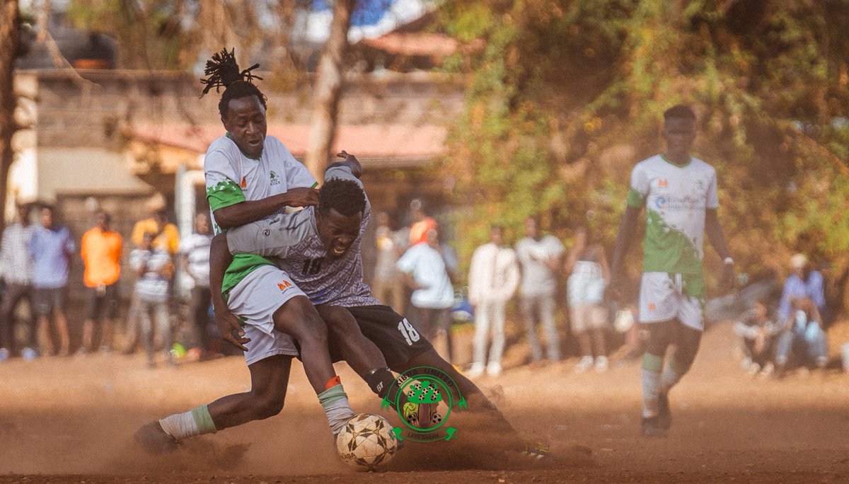 KibraUnited's tweet photo. Jana kuna shabiki aliuliza kwa picha ya Player of The Match โ๐๐ถ๐บ๐ถ ๐ฏ๐ฅ๐ช๐ฐ ๐๐ข๐ณ๐ฐ๐ฏ๐จ๐ฐ?โ
Clearly huyo alifurahishwa na shughuli kijana alipiga hapo katikati ๐
We introduce to you Victor Maloba #Barongo #Fighter ๐ช๐ฟ
#WeAreKibraUnited ๐ฅ๐ฅ #NurturingTalents https://t.co/uwdHqTU5gk