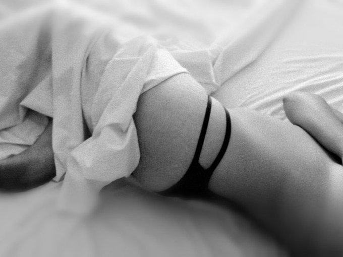 I'm online right now on SkyPrivate - pay-per-minute system for Skype live shows. Call me right now in<a href="/tag/skype"class="tags"><span>#skype</span></a>