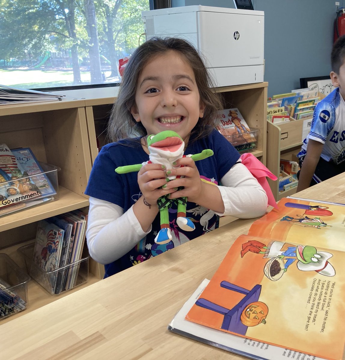 Hubbard Library Media Center tweet media