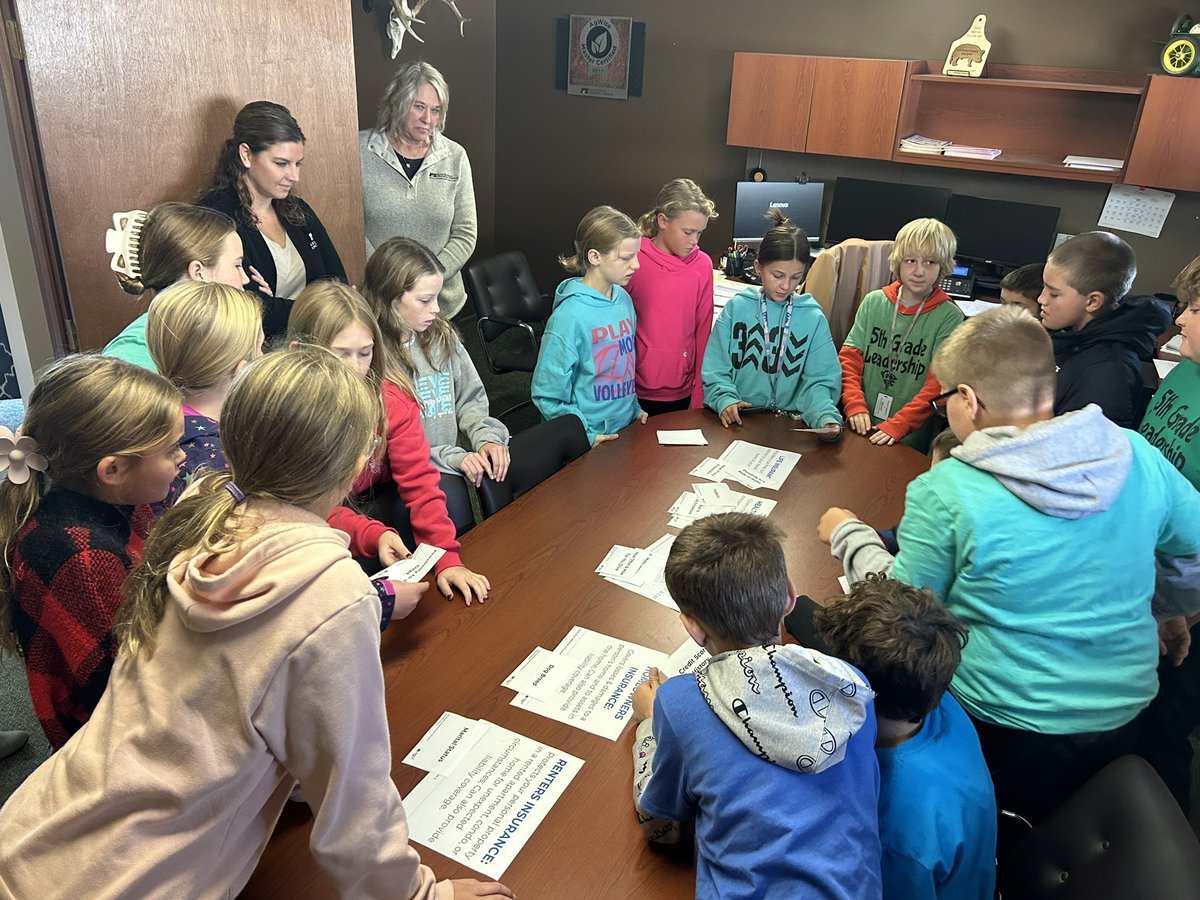 CCMS5thgrade's tweet photo. Thank you to Farm Bureau for hosting our Leadership class today! https://t.co/XXKMOiswMh