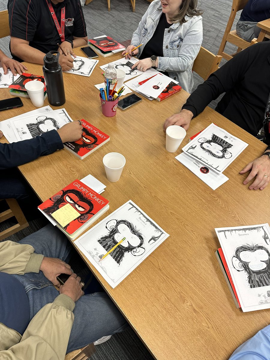 Ale_ClintISD's tweet image. All Falcon Teachers ENGAGED! #GrumpyMonkey #ReadingCulture