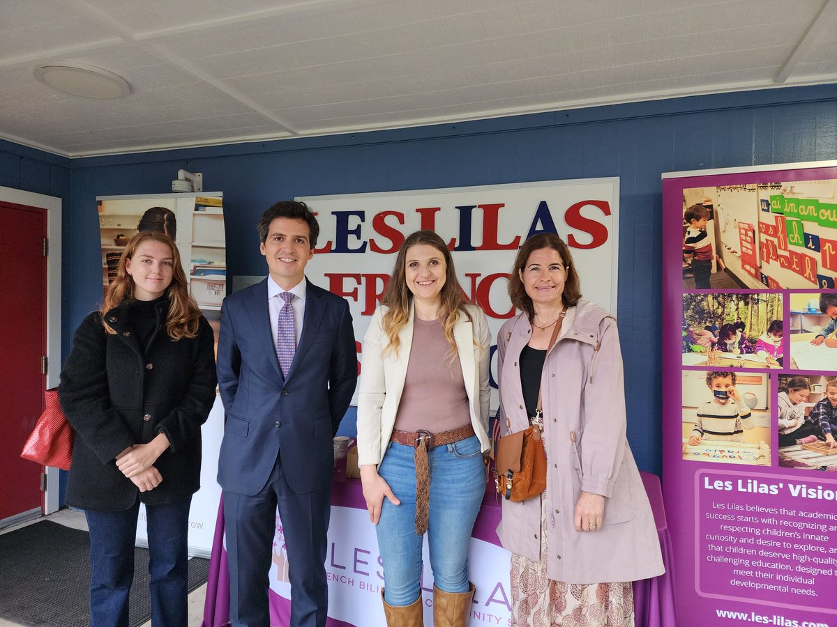 ArianeOgier's tweet photo. It was such a pleasure to welcome in Seattle, Paul Salvaire, Deputy Consul General, and Louise Le Cam, Program Officer, Educational Affairs, from @FranceinSF. We had great meetings with 🇫🇷🇺🇸 schools today!
#Education #FrenchAmerican #Seattle https://t.co/NNiz2Qx46Q