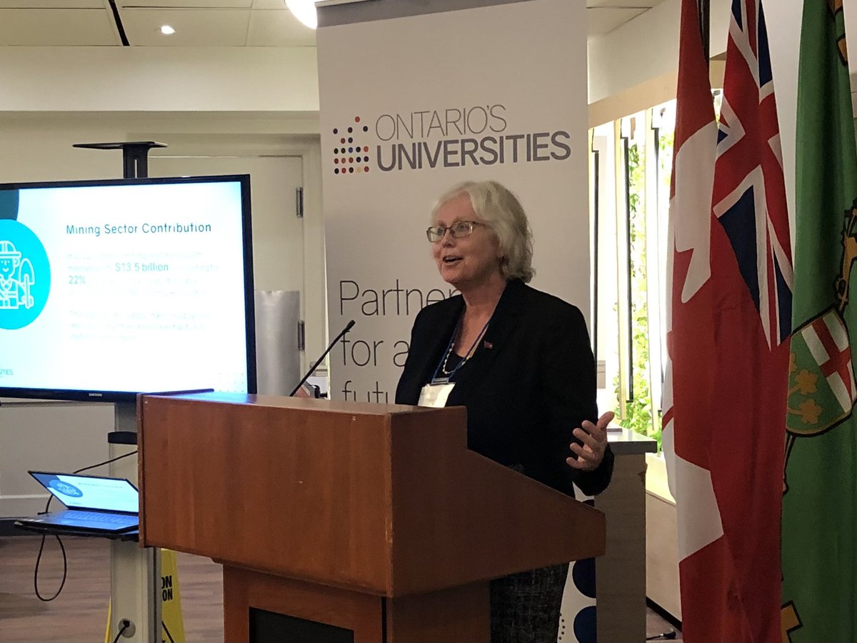 OntUniv's tweet photo. So great to be with Ontario’s universities, industry partners and government this evening to discuss the pivotal role universities play in fueling the advanced manufacturing supply chain.  #AdvancedMFG https://t.co/k3BeAboMka