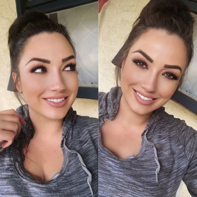 What&rsquo;s your reason to smile? #smilesformiles https://t.co/egza4Ps9DT<a href="/tag/smilesformiles"class="tags">#smilesformiles</a>