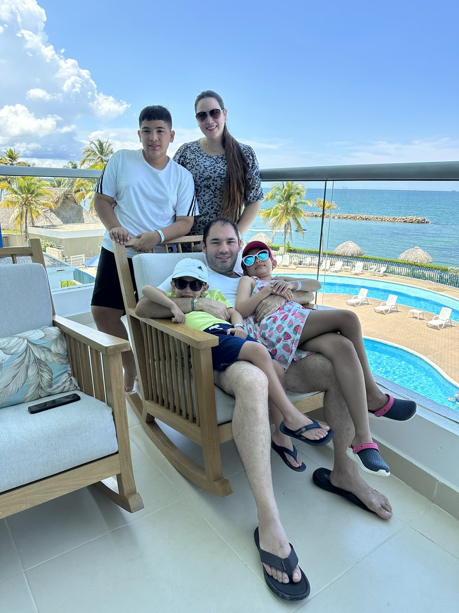 NataPiGo24's tweet photo. A-mar… 💕

#FamilyTime #Gratitud https://t.co/Z0s7EMlscR