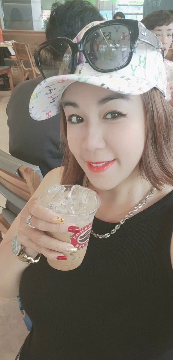 TBio18's tweet photo. Chúc mọi người buổi sáng vui vẻ
- Em vẫn chéo tương tác follwing đầy đủ nha hứa trả đủ cho anh em .
#CHEO #ngon #Đỉnh #DigiU #ETH #OP #INJ #Fet #smartlayer #Blackrock #Grayscale #Eth #BTC 📷 📷#Remitano #musk #5000USDT #MarkCuban #Alpha #ERC5169 $LINK $flux https://t.co/6Xjg1r5VKW