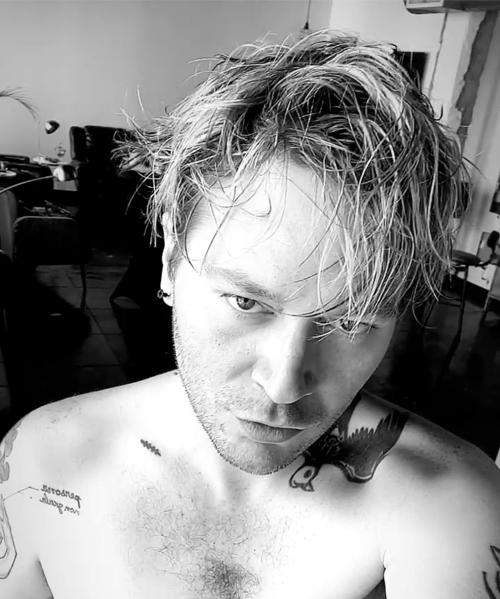 Tyler Stone (@tylerstonela) on Twitter photo 