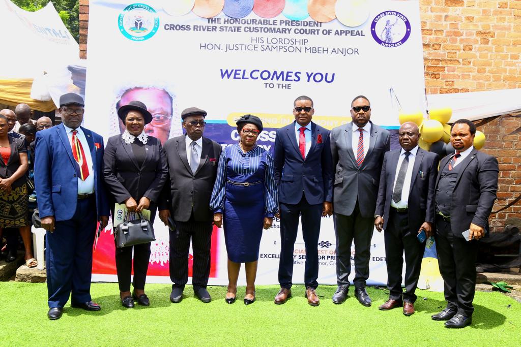 CRSGovt's tweet photo. Gov. Otu swear-in Customary Court Presidents &amp; Members

The Gov. HE. Sen. Prince Bassey Otu represented at the event by his deputy, Rt. Hon. Peter Odey,
swear-in Customary Courts Presidents &amp; Members today at the CRS Customary Court of Appeal on the 16th of October, 2023. https://t.co/gcNlJCxYtJ