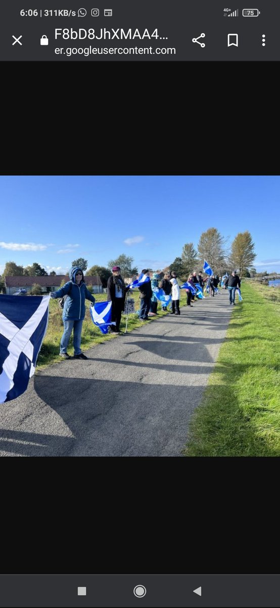 tonistrubellt's tweet photo. Tot un símptoma: Nul interès dels mitjans controlats per ERC i PSOE en la cadena formada per desenes de milers d'escocesos entre Glasgow i Edinburgh #chainoffreedom #scotland @CCMA  @CCMA_cat @aleixsarri @refundem_ccma https://t.co/DfmaaCqgpQ