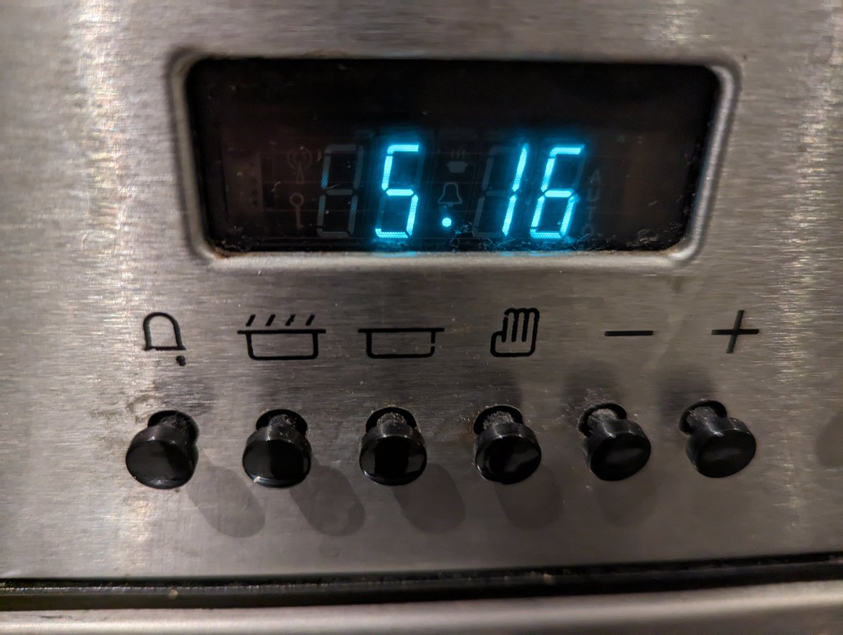 Urghh, too early! I'm only doing this because I'm  #intherightszone #fbm23