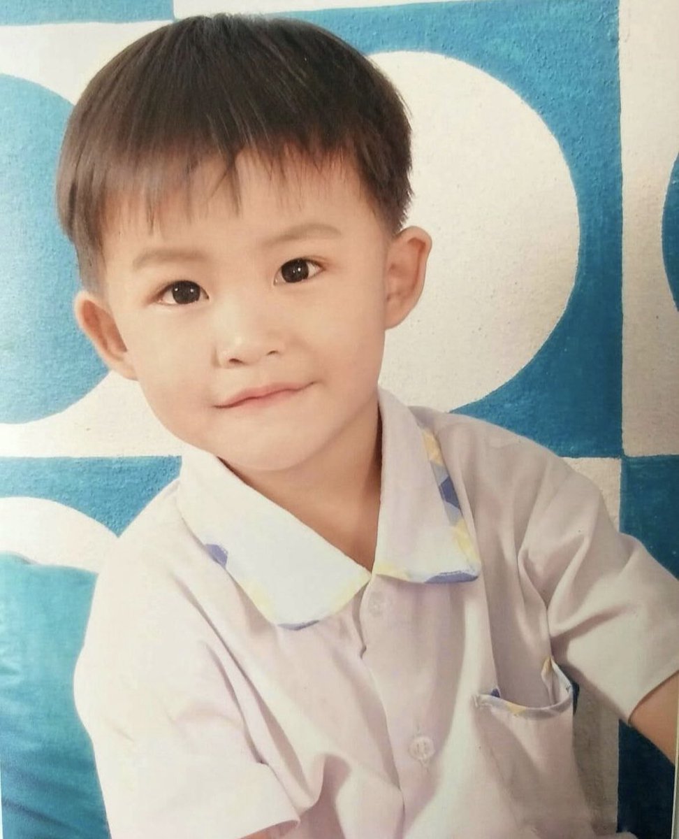 boarrapan's tweet photo. Happy birthday นะคะ 🤍
ขอให้เป็นปียี่สิบฉอง ที่มีแต่ความสุขรอยยิ้มและคนรักเพิ่มขึ้นนะ ขอให้เธอถูกรายล้อมด้วยความรักนะ 💕🌏
#HAP22FIRST
#หนึ่งวันดียี่สิบสองแล้วกับเฟิร์ส
#Firstpiyangkull #Firstlove #PStufe https://t.co/y0FYx1Pm2Y