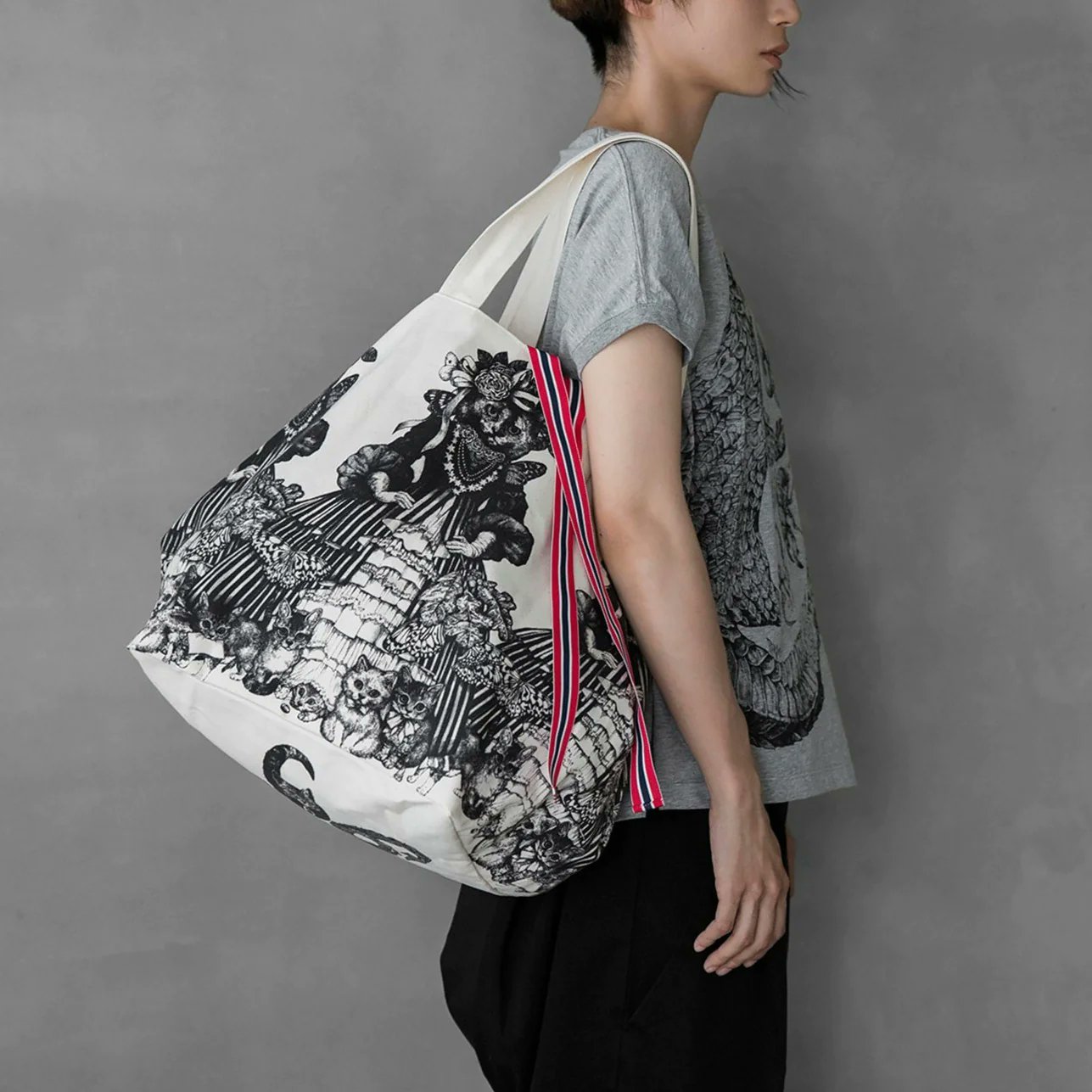 ヒグチユウコさんボリス雑貨店2wayトートはまぐりのうえの音楽家たち