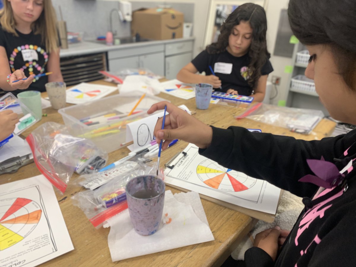 BSD_VAPA (@lovatobsdvapa) on Twitter photo Day 1 of VAPA Camp โฆ<a href="/BurtonBulldogs/">Burton Middle School</a>โฉ! Our 6th grade students get to experience photography with โฆ<a href="/Mr_Gonzo_/">Fernando Gonzalez Jr</a>โฉ and art with Samantha Cook! Just the beginning! #burtonexperience #bsdvapa โฆ<a href="/BurtonSchools/">Burton Schools</a>โฉ Day 1 of VAPA Camp โฆ<a href="/BurtonBulldogs/">Burton Middle School</a>โฉ! Our 6th grade students get to experience photography with โฆ<a href="/Mr_Gonzo_/">Fernando Gonzalez Jr</a>โฉ and art with Samantha Cook! Just the beginning! #burtonexperience #bsdvapa โฆ<a href="/BurtonSchools/">Burton Schools</a>โฉ