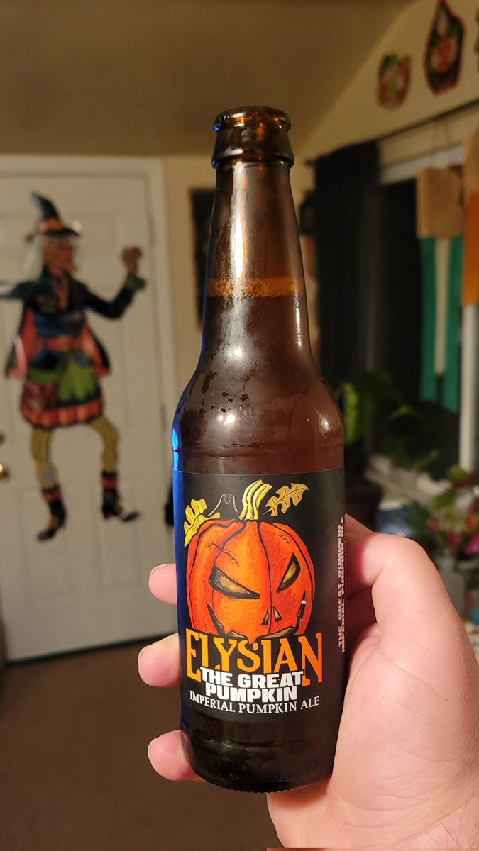 Tried all 4. Coffee was the best, imperial pumpkin ale was the least best, but none of them are bad. It's a great pack overall.
#beer #pumpkinbeer #October