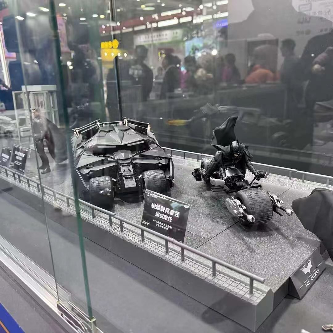 創世模王 1/12 タンブラー Amazon | 「AC」創世模王＆DC The Dark Knight 1/12 バットマン用 可動