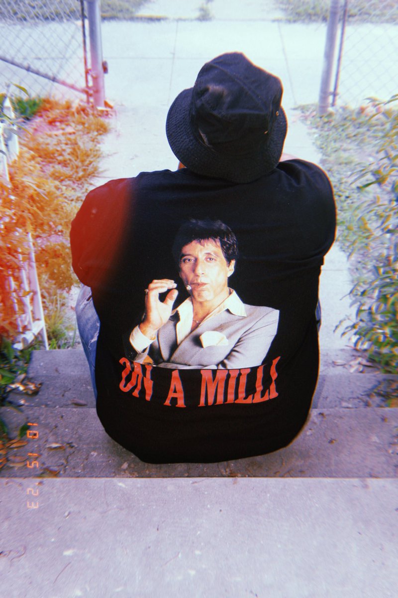 DariusTyler10's tweet photo. Maaaaannnnn 〽️🔥 @oamclothing https://t.co/nI0irxnesq