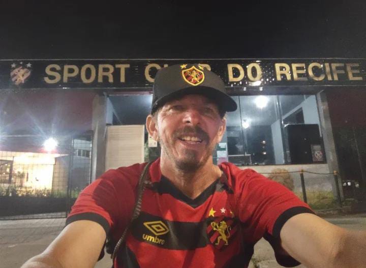 sportboomers's tweet photo. Marivaldo já tá na ilha e vocês dormindo lamentável #modinhas https://t.co/rf66eGDjMd