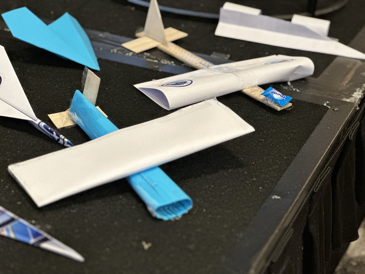 It's always fun watching the grown ups get creative...delegates that the #CelebratingAerospaceDownunder symposium facing the #coolaeronautics #aerial #design #challenge.