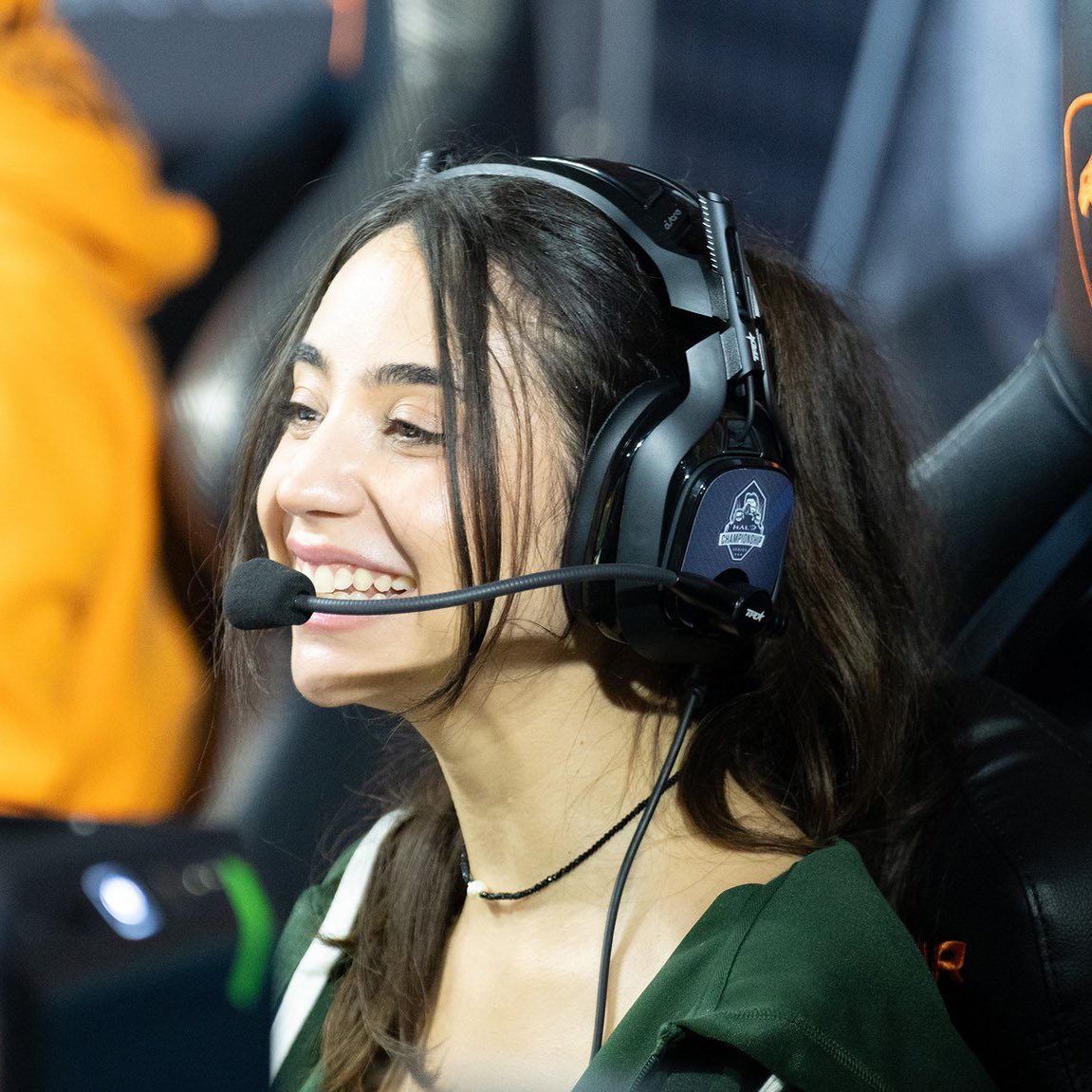 As a Halo fan and content creator, this weekend was a dream. My 15 year old self would never believe she’d get to be on main stage playing her favorite game. Im so grateful to everyone rooting for me on my journey so far❤️ 

Thank you 343 for making me a part of #halowc this year