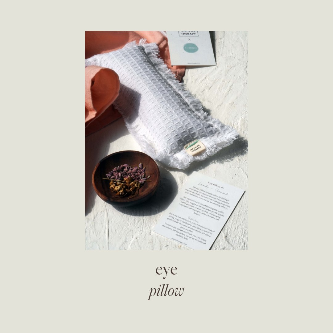 NatureTherapyIn's tweet photo. the eye pillow : experience the true harmony of nature with our organic lavender and chamomile eye pillow, 
 #NatureTherapy #ColdPressedOils #VeganSkincare #smallbatchproduction #WomenOnTheGo #EverydayLuxury
#NatureTherapy https://t.co/dhprkV5vs0