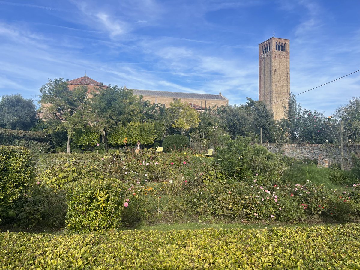 Fiorini2012's tweet photo. Garten in Torcello…….gestern
Guten Morgen 😊 https://t.co/YoEzvJnjQ0