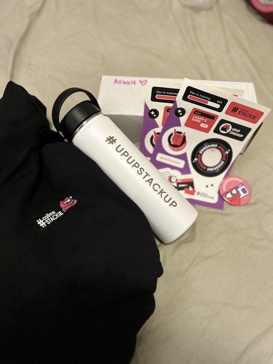 augusthottie's tweet photo. Ecstatic right now! 🎉 My incredible swag has arrived from @StackUpHQ, and I'm absolutely over the moon! 🚀✨ #SwagHappiness #UPUPSTACKUP 🥳🎁 https://t.co/xpYzs5k3VI