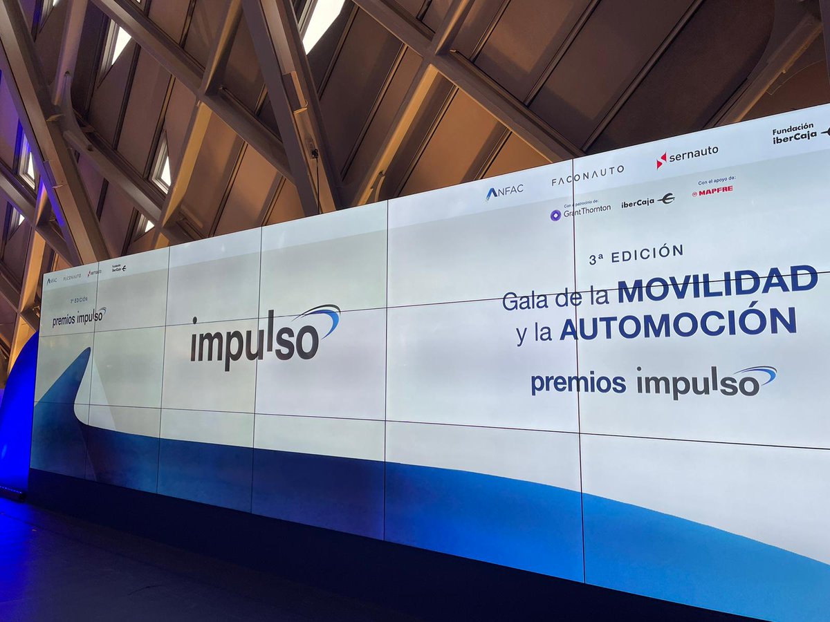 ImpulsoMobility's tweet image. ¡Hoy es un gran día para la #movilidad! 

Desde #PONS acompañamos en el espectacular marco @mobilitycity_ a nuestro partner @FundIbercaja en los III edición de los #PremiosIMPULSO 🏆 a la Innovación en Movilidad Sostenible

¡Enhorabuena @AnfacAutomovil @Faconauto @Sernauto!